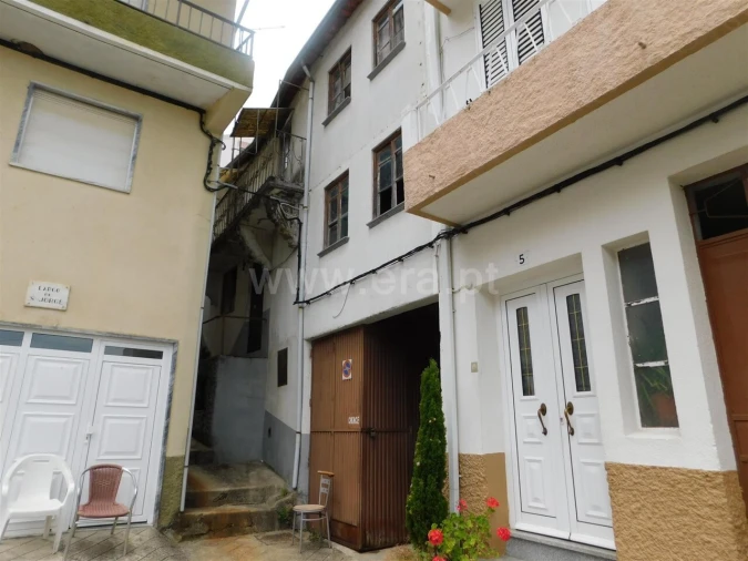 Moradia T0 para Venda em Barroca Foto 4