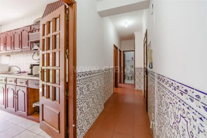 Apartamento T2 para Venda em Fundão, Valverde, Donas, A. Joanes, A. Nova Cabo