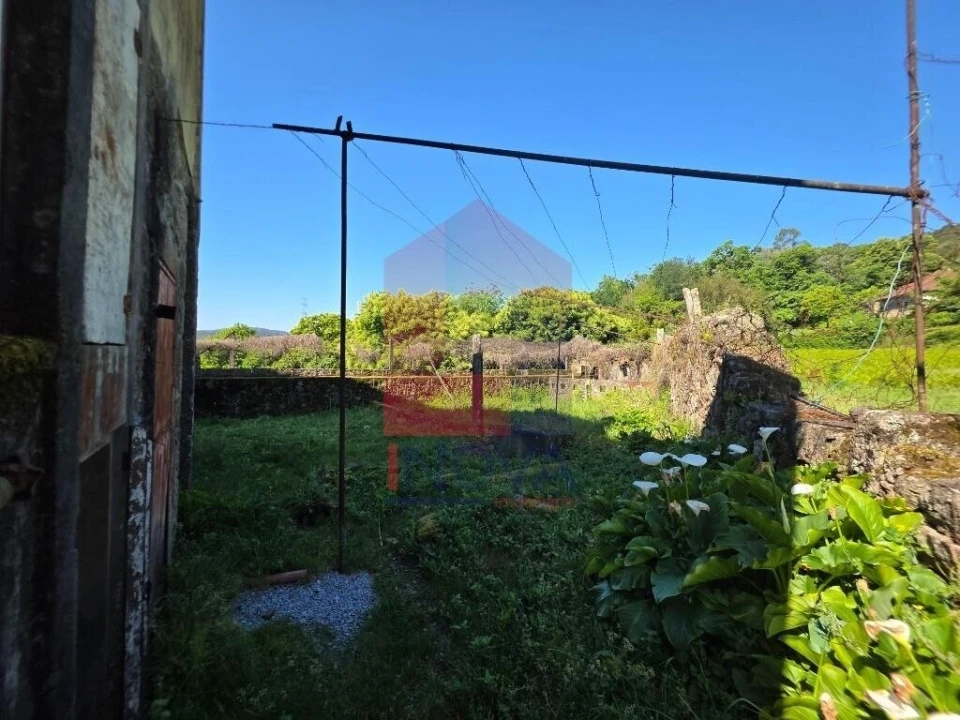 Moradia T7 para Venda em Pico de Regalados, Gondiães e Mós Foto 16