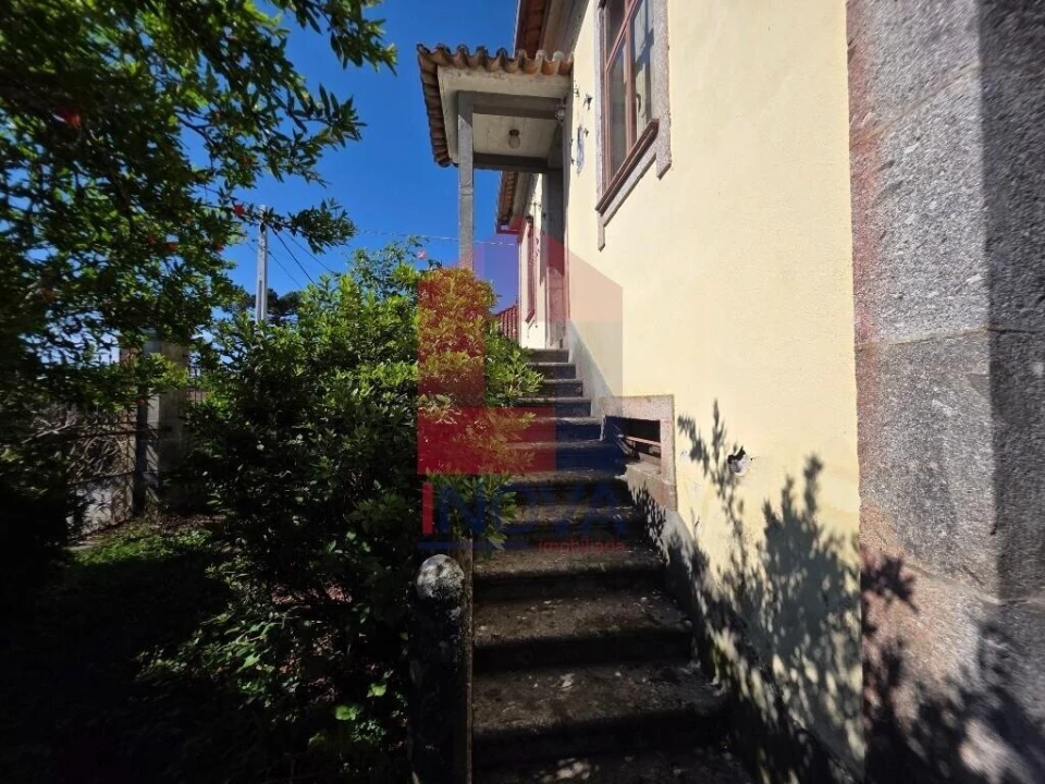 Moradia T7 para Venda em Pico de Regalados, Gondiães e Mós Foto 15