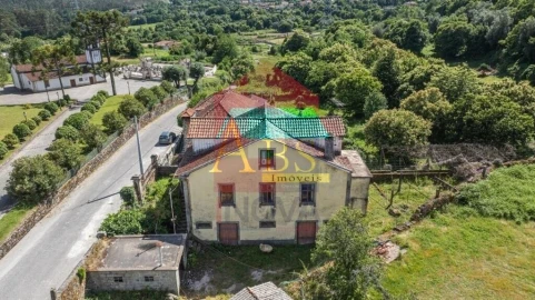 Moradia T7 para Venda em Pico de Regalados, Gondiães e Mós