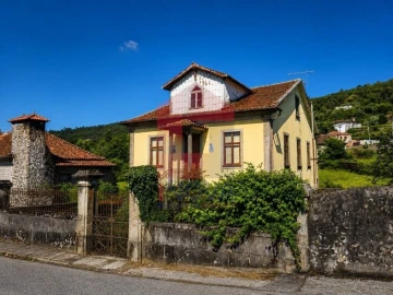 Moradia T7 para Venda em Pico de Regalados, Gondiães e Mós