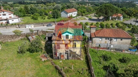 Moradia T7 para Venda em Pico de Regalados, Gondiães e Mós