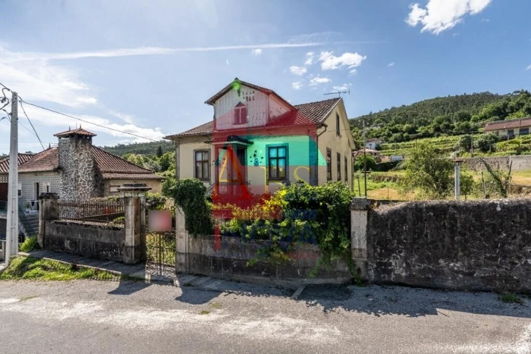 Moradia T7 para Venda em Pico de Regalados, Gondiães e Mós Foto 27
