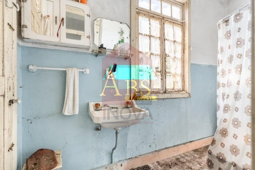 Moradia T7 para Venda em Pico de Regalados, Gondiães e Mós Foto 10