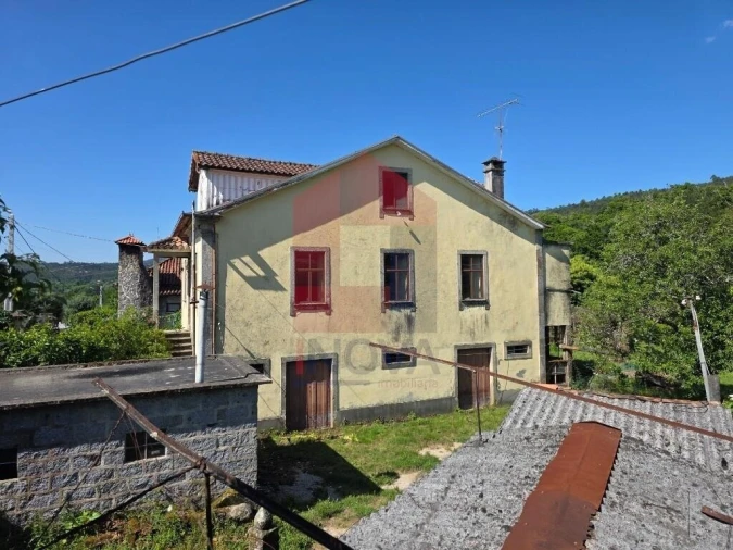 Moradia T7 para Venda em Pico de Regalados, Gondiães e Mós Foto 34