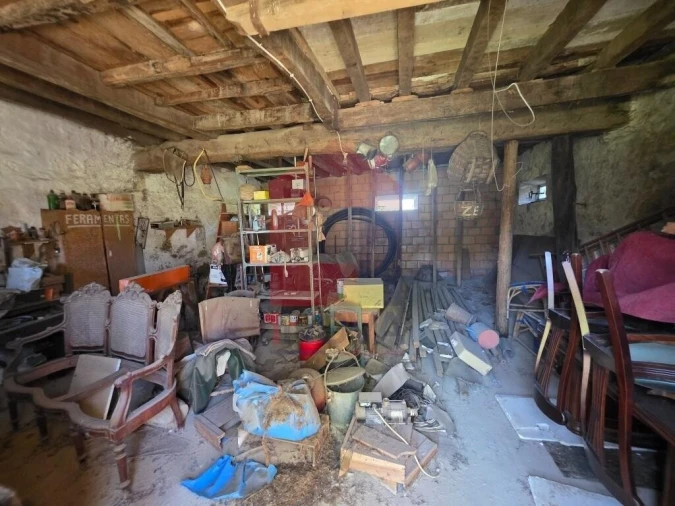 Moradia T7 para Venda em Pico de Regalados, Gondiães e Mós Foto 18
