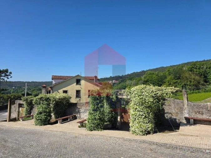 Moradia T7 para Venda em Pico de Regalados, Gondiães e Mós Foto 44