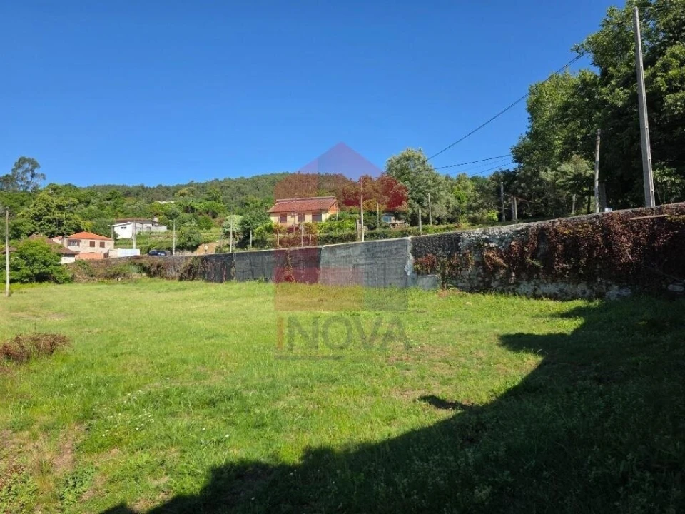 Moradia T7 para Venda em Pico de Regalados, Gondiães e Mós Foto 24