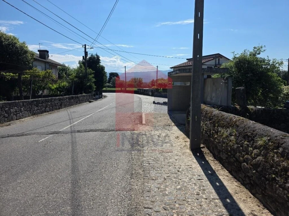 Moradia T7 para Venda em Pico de Regalados, Gondiães e Mós Foto 49