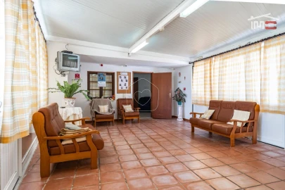 Negócio para Venda em Abitureiras
