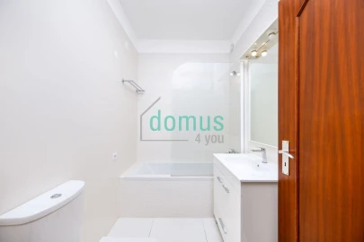 Apartamento T5 para Venda em Paranhos