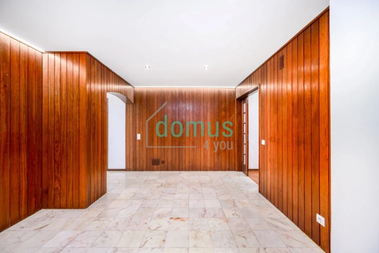 Apartamento T5 para Venda em Paranhos Foto 2