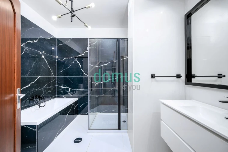 Apartamento T5 para Venda em Paranhos Foto 12