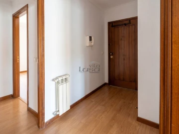 Apartamento T2 para Arrendamento em Paranhos
