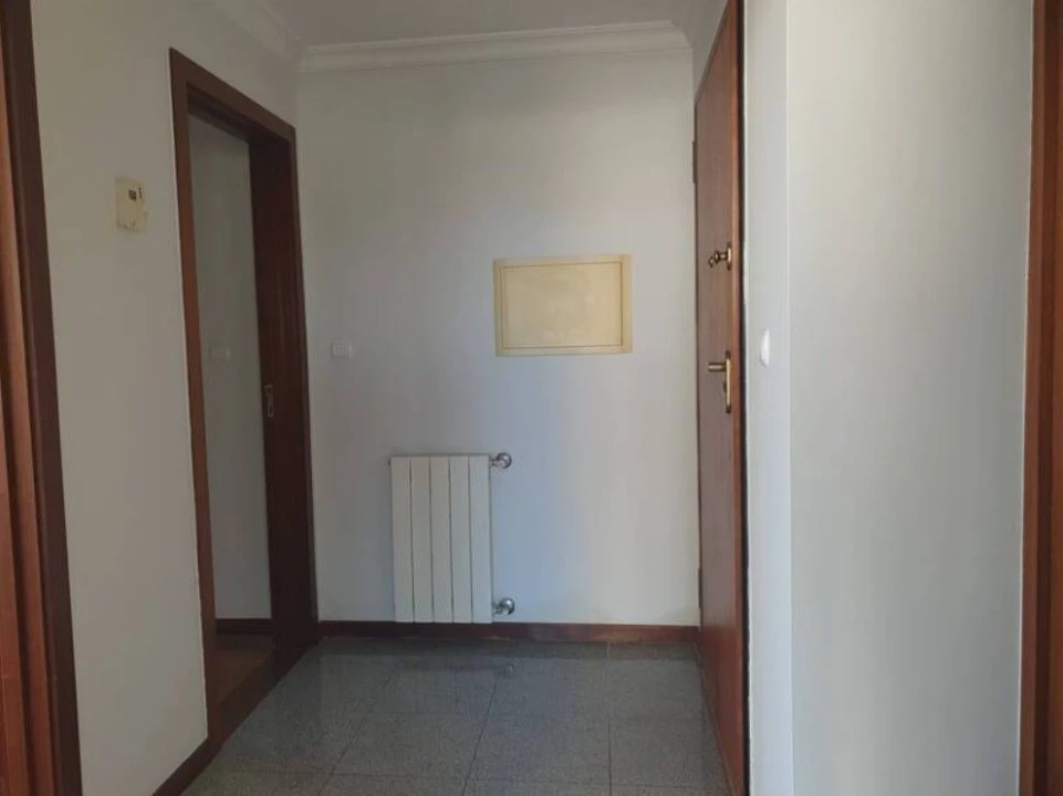 Apartamento T2 para Venda em Moreira Foto 8