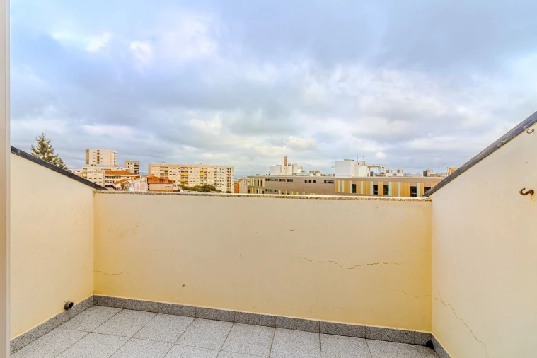 Apartamento T3 para Venda em Bonfim Foto 24