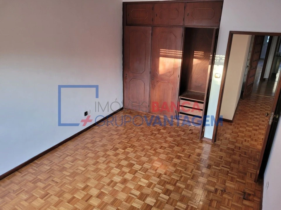 Apartamento T2 para Venda em Cedofeita, Santo Ildefonso, Sé, Miragaia, São Nicolau e Vitória Foto 9