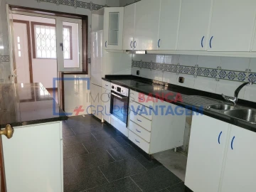 Apartamento T2 para Venda em Cedofeita, Santo Ildefonso, Sé, Miragaia, São Nicolau e Vitória