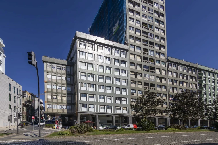 Apartamento T4 para Venda em Cedofeita, Santo Ildefonso, Sé, Miragaia, São Nicolau e Vitória Foto 22