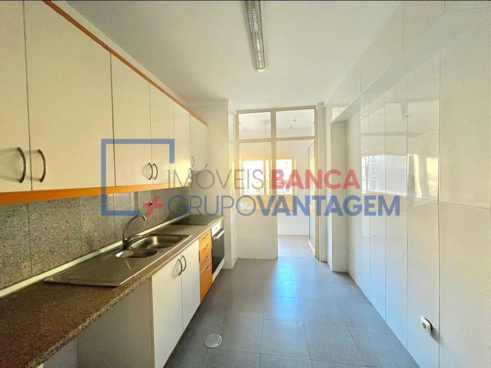 Apartamento T3 para Venda em Aguas Santas Foto 8