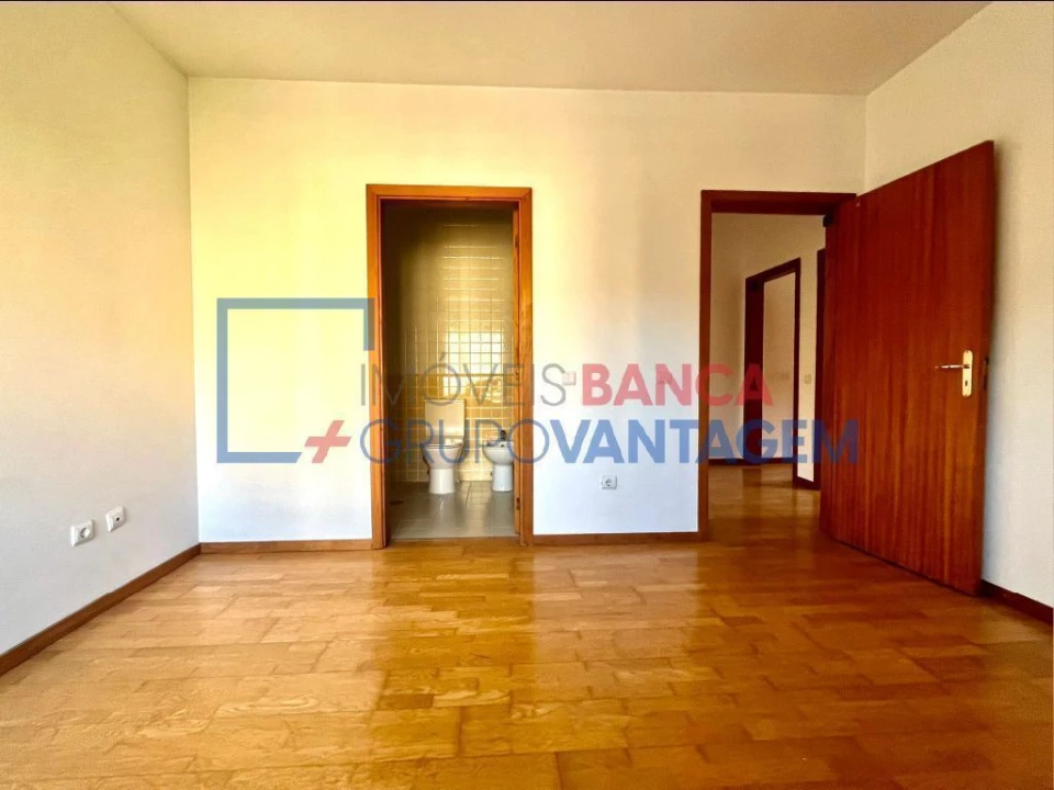Apartamento T3 para Venda em Aguas Santas Foto 14