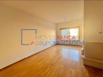 Apartamento T3 para Venda em Aguas Santas