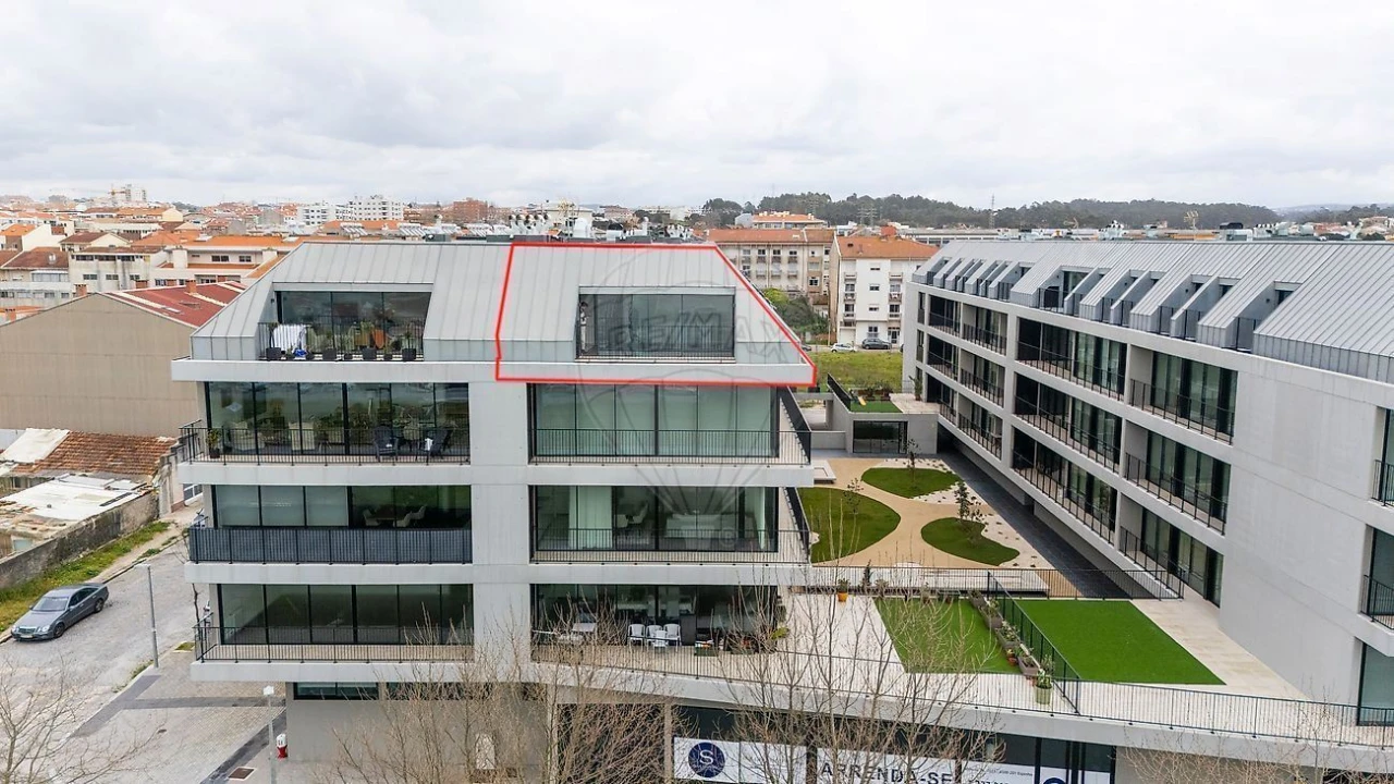 Apartamento T3 para Venda em Espinho Foto 1
