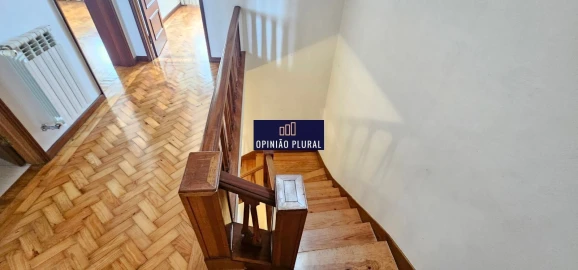 Moradia T5 para Venda em Campanhã