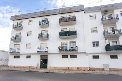 Apartamento T2 para Venda em Samora Correia
