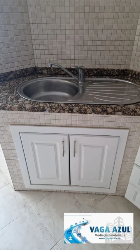 Quarto para Arrendamento em Paranhos