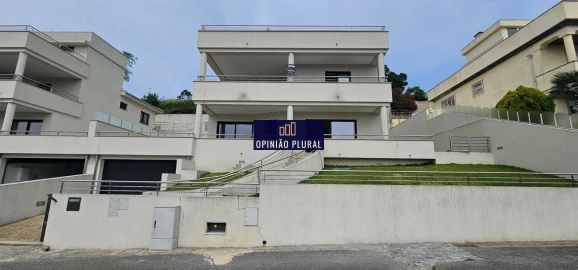 Moradia T3 para Venda em Gondomar (São Cosme), Valbom e Jovim
