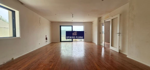 Moradia T3 para Venda em Gondomar (São Cosme), Valbom e Jovim