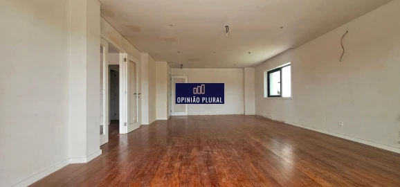 Moradia T3 para Venda em Gondomar (São Cosme), Valbom e Jovim