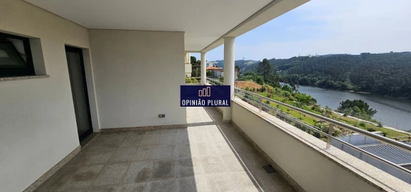 Moradia T3 para Venda em Gondomar (São Cosme), Valbom e Jovim