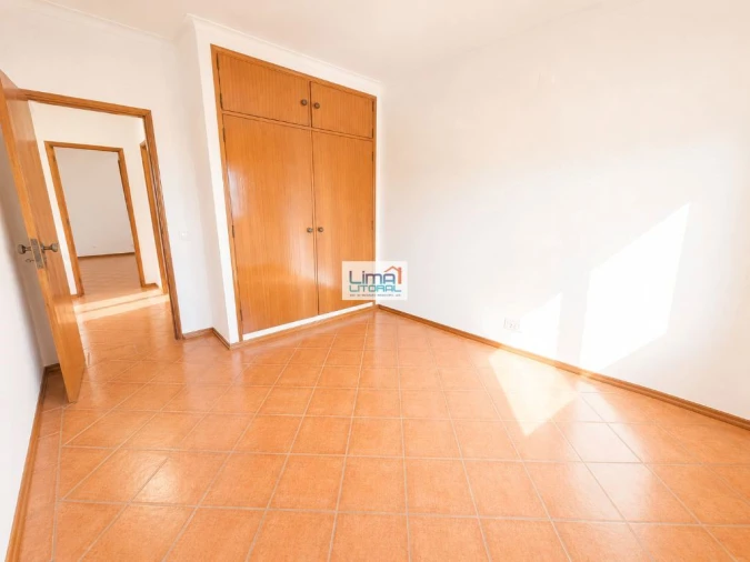 Apartamento T3 para Venda em Leiria, Pousos, Barreira e Cortes Foto 12
