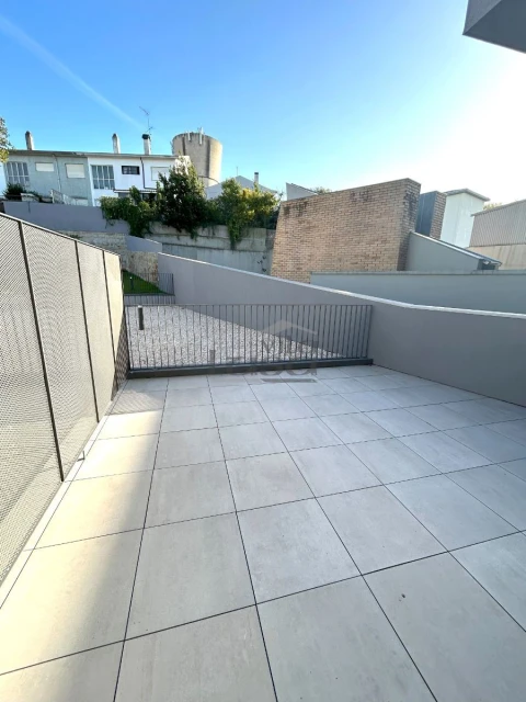 Apartamento T2 para Arrendamento em Paranhos