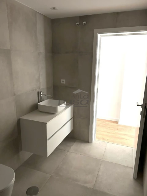Apartamento T2 para Arrendamento em Paranhos