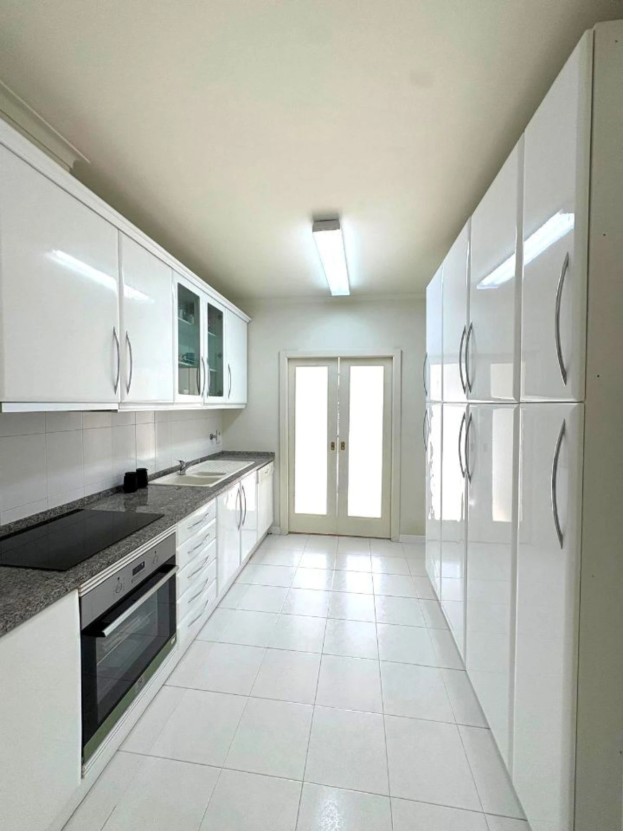 Apartamento T2 para Arrendamento em Oeiras e São Julião da Barra, Paço de Arcos e Caxias Foto 7