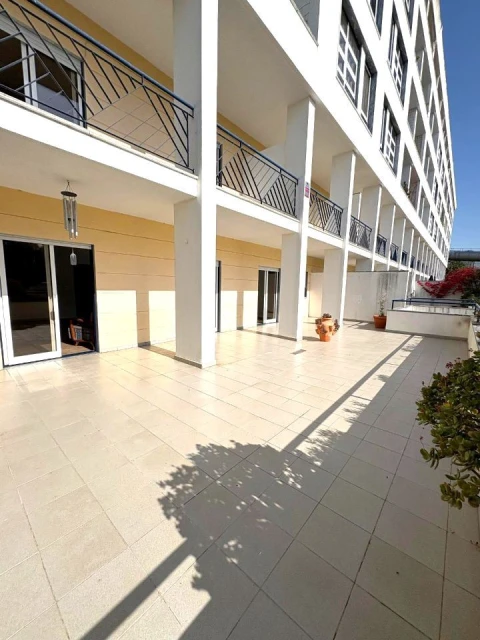 Apartamento T2 para Arrendamento em Oeiras e São Julião da Barra, Paço de Arcos e Caxias