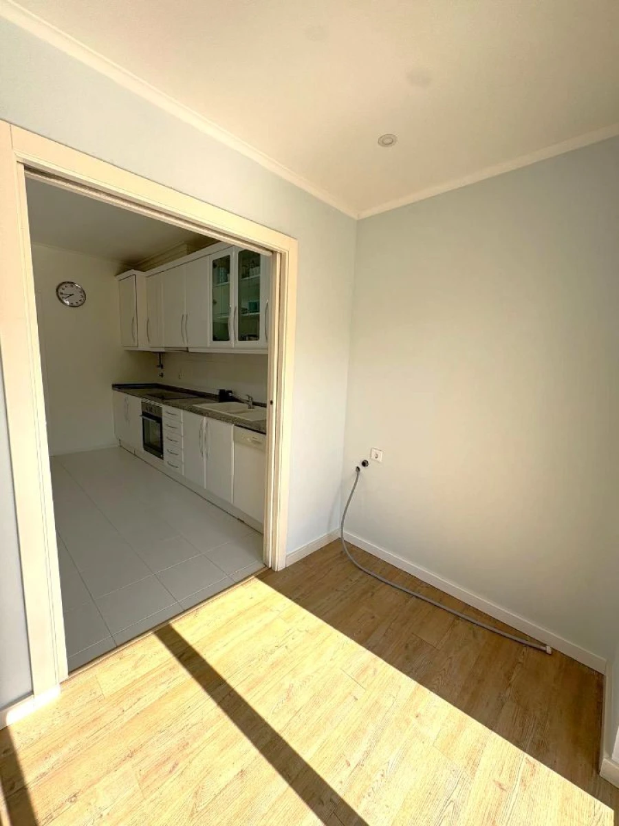 Apartamento T2 para Arrendamento em Oeiras e São Julião da Barra, Paço de Arcos e Caxias Foto 9