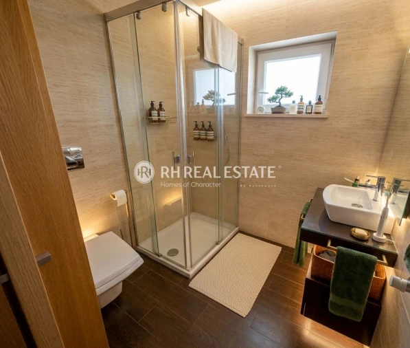 Apartamento T2 para Arrendamento em Tavarede Foto 10