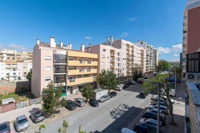 Apartamento T2 para Venda em Alto do Seixalinho, Santo André e Verderena