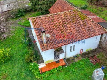 Moradia T2 para Venda em Fragoso