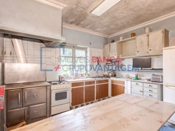 Moradia T2 para Venda em Fragoso