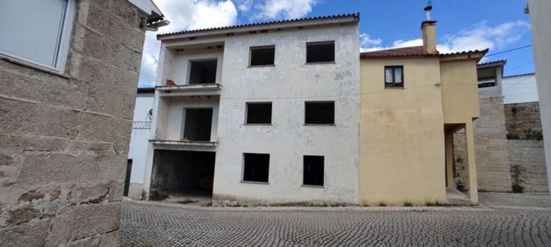 Prédio para Venda em Tourais e Lajes Foto 2