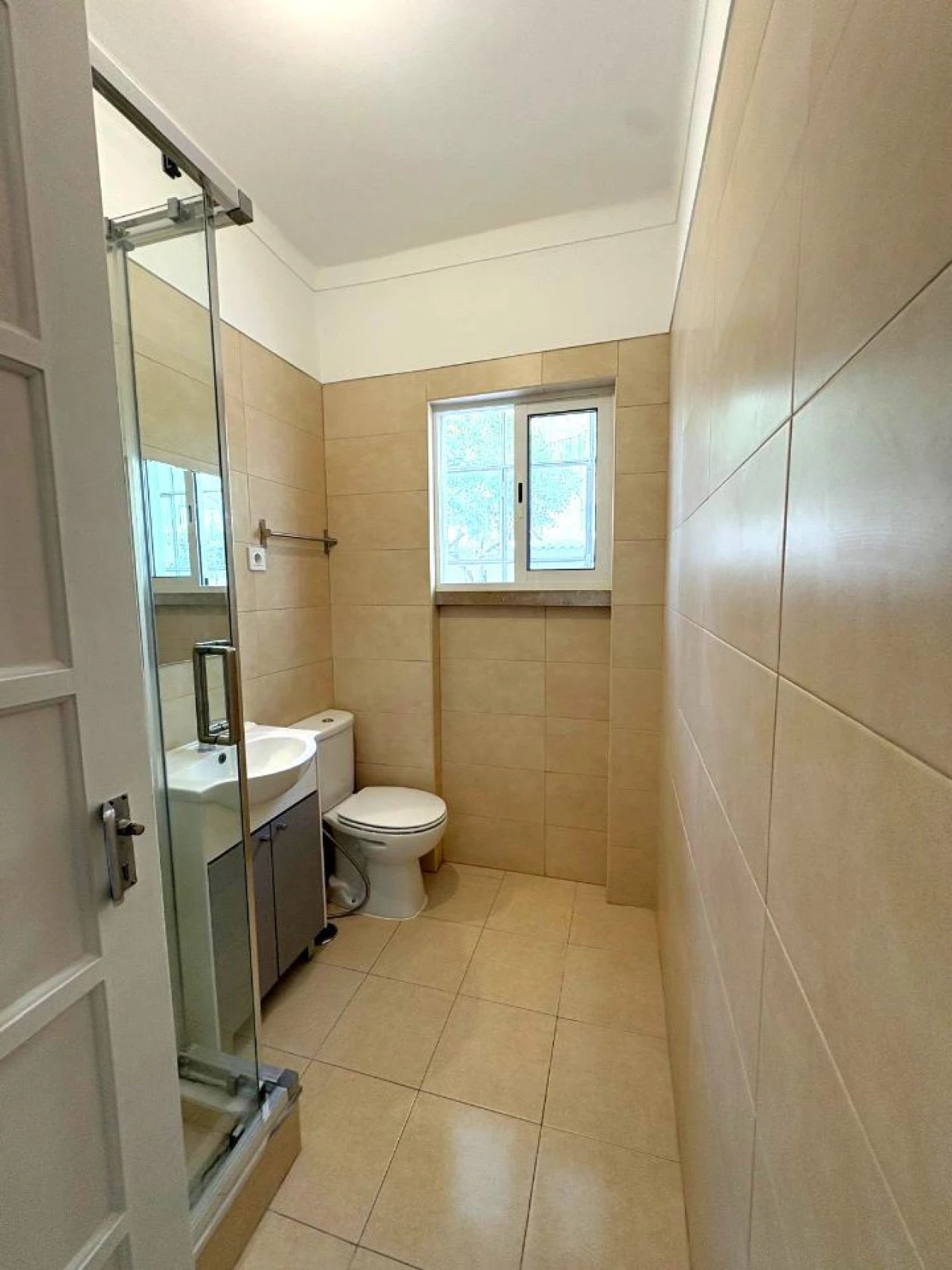 Apartamento T2 para Arrendamento em Seixal, Arrentela e Aldeia de Paio Pires Foto 14