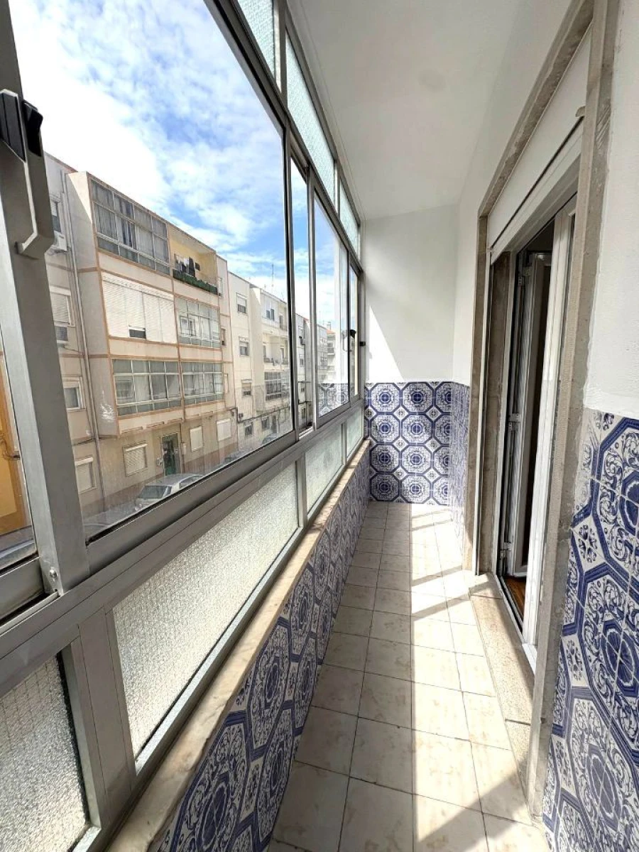 Apartamento T2 para Arrendamento em Seixal, Arrentela e Aldeia de Paio Pires Foto 7