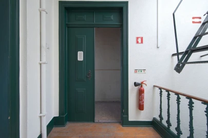 Apartamento T5 para Venda em Alcantara