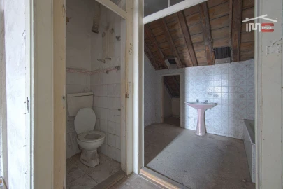 Apartamento T5 para Venda em Alcantara